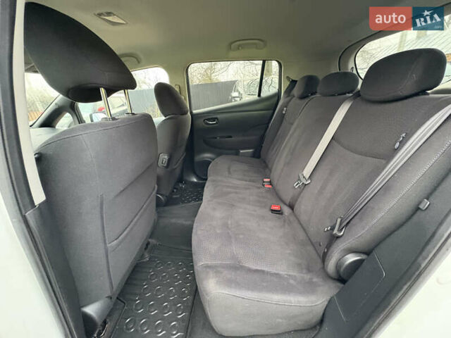 Бежевый Ниссан Лиф, объемом двигателя 0 л и пробегом 116 тыс. км за 6500 $, фото 23 на Automoto.ua