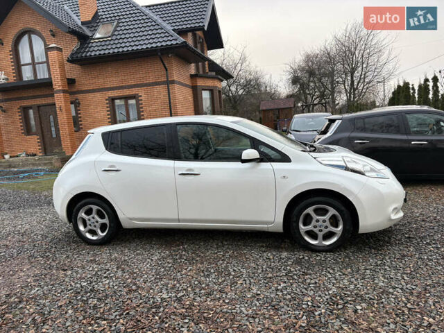 Бежевый Ниссан Лиф, объемом двигателя 0 л и пробегом 116 тыс. км за 6500 $, фото 10 на Automoto.ua