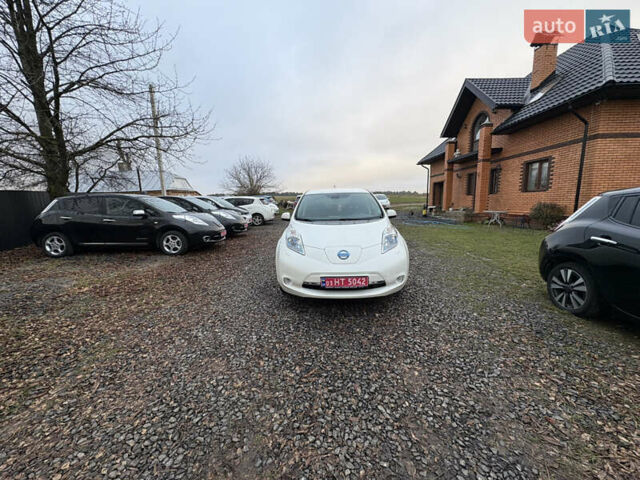 Бежевый Ниссан Лиф, объемом двигателя 0 л и пробегом 116 тыс. км за 6500 $, фото 7 на Automoto.ua