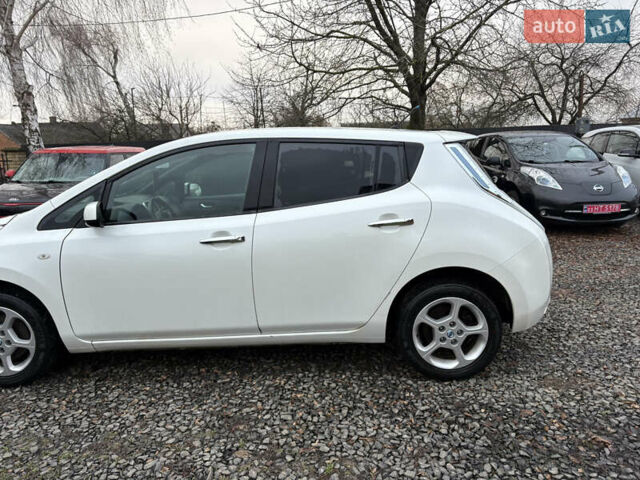 Бежевый Ниссан Лиф, объемом двигателя 0 л и пробегом 116 тыс. км за 6500 $, фото 17 на Automoto.ua