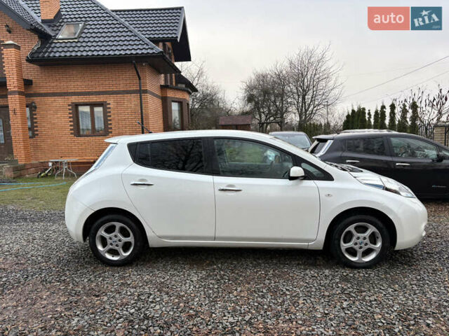 Бежевый Ниссан Лиф, объемом двигателя 0 л и пробегом 116 тыс. км за 6500 $, фото 11 на Automoto.ua