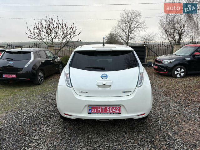 Бежевый Ниссан Лиф, объемом двигателя 0 л и пробегом 116 тыс. км за 6500 $, фото 15 на Automoto.ua