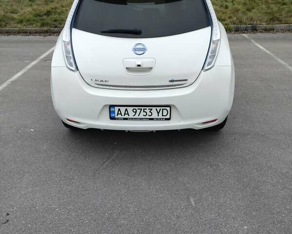 Бежевий Ніссан Ліф, об'ємом двигуна 0 л та пробігом 103 тис. км за 6200 $, фото 5 на Automoto.ua