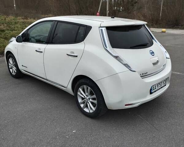 Бежевий Ніссан Ліф, об'ємом двигуна 0 л та пробігом 103 тис. км за 6200 $, фото 6 на Automoto.ua