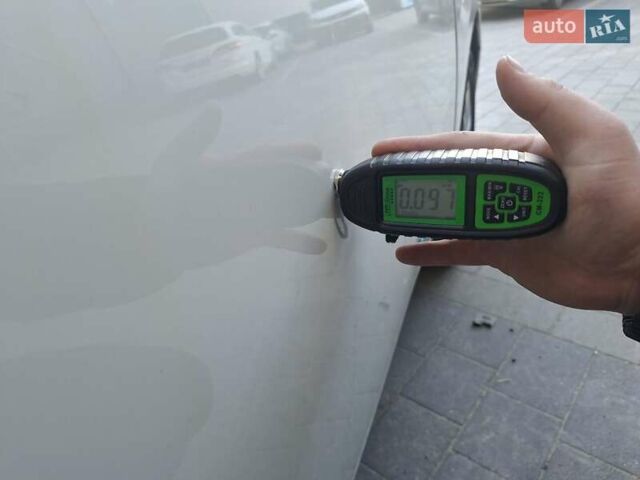 Бежевый Ниссан Лиф, объемом двигателя 0 л и пробегом 102 тыс. км за 7200 $, фото 20 на Automoto.ua