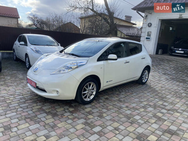 Бежевый Ниссан Лиф, объемом двигателя 0 л и пробегом 160 тыс. км за 7290 $, фото 1 на Automoto.ua