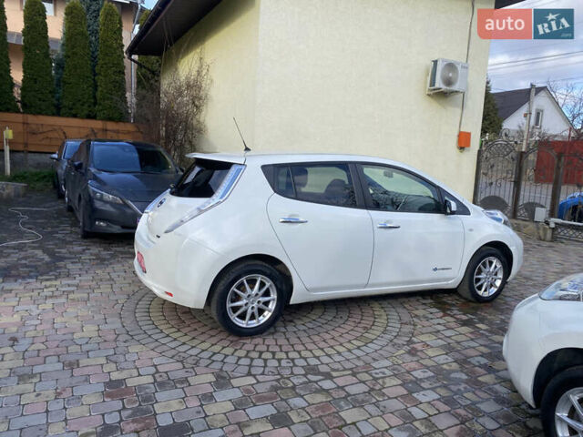 Бежевый Ниссан Лиф, объемом двигателя 0 л и пробегом 160 тыс. км за 7290 $, фото 4 на Automoto.ua