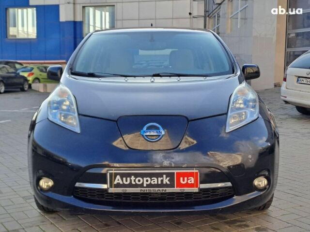 Черный Ниссан Лиф, объемом двигателя 0 л и пробегом 173 тыс. км за 5240 $, фото 1 на Automoto.ua