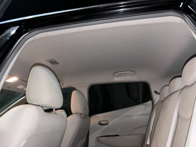 Черный Ниссан Лиф, объемом двигателя 0 л и пробегом 79 тыс. км за 4800 $, фото 8 на Automoto.ua