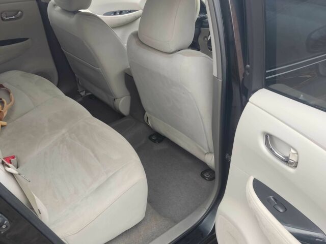 Черный Ниссан Лиф, объемом двигателя 0 л и пробегом 137 тыс. км за 5700 $, фото 12 на Automoto.ua