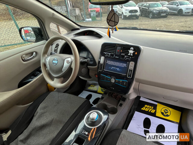 Чорний Ніссан Ліф, об'ємом двигуна 40 л та пробігом 160 тис. км за 8500 $, фото 21 на Automoto.ua