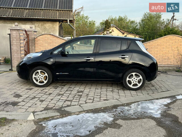 Черный Ниссан Лиф, объемом двигателя 0 л и пробегом 170 тыс. км за 5200 $, фото 1 на Automoto.ua