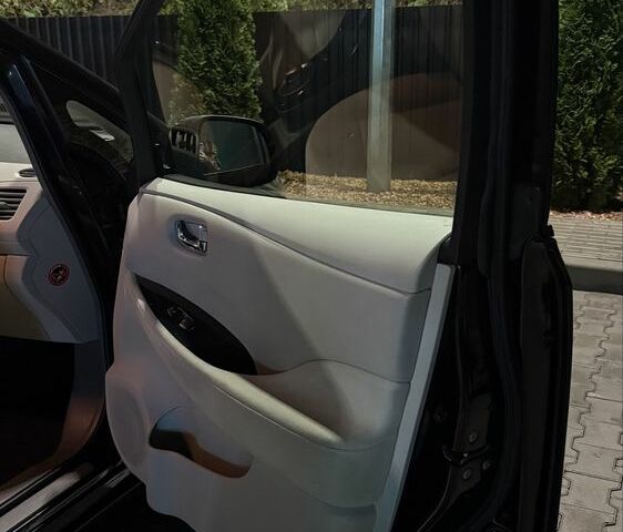 Черный Ниссан Лиф, объемом двигателя 0 л и пробегом 79 тыс. км за 4800 $, фото 5 на Automoto.ua