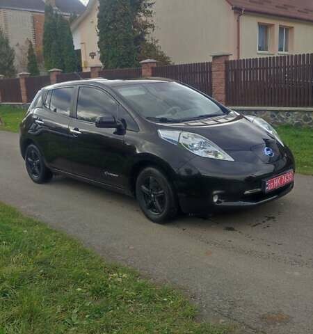 Черный Ниссан Лиф, объемом двигателя 0 л и пробегом 96 тыс. км за 4990 $, фото 9 на Automoto.ua