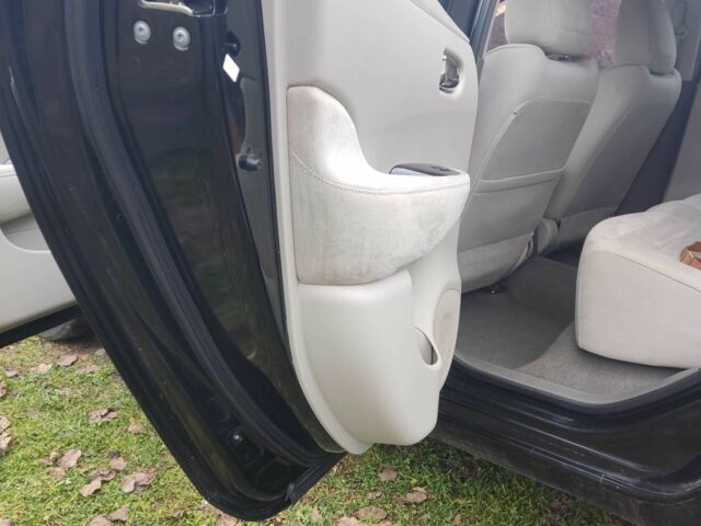 Черный Ниссан Лиф, объемом двигателя 0 л и пробегом 137 тыс. км за 5700 $, фото 14 на Automoto.ua