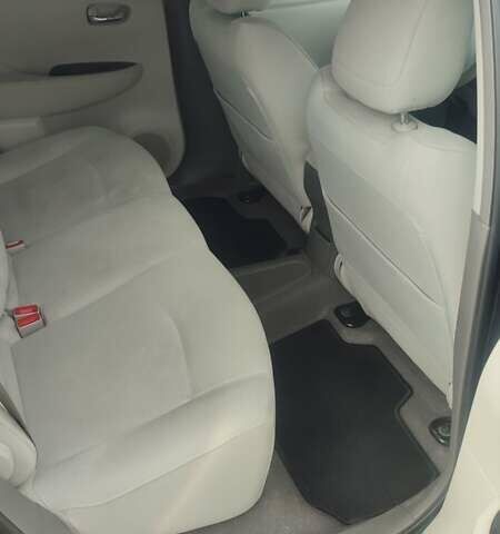 Черный Ниссан Лиф, объемом двигателя 0 л и пробегом 96 тыс. км за 4990 $, фото 11 на Automoto.ua