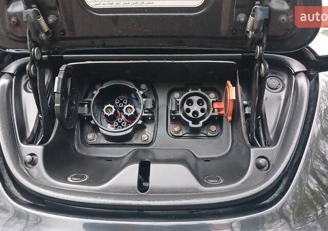 Черный Ниссан Лиф, объемом двигателя 0 л и пробегом 145 тыс. км за 5200 $, фото 3 на Automoto.ua