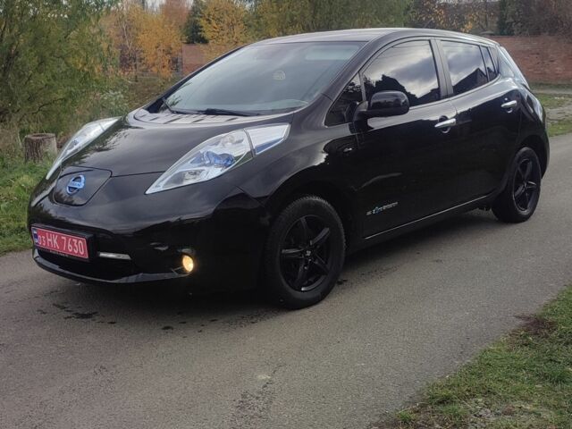 Черный Ниссан Лиф, объемом двигателя 0 л и пробегом 96 тыс. км за 4700 $, фото 2 на Automoto.ua