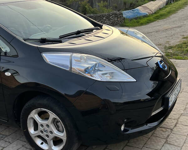 Черный Ниссан Лиф, объемом двигателя 0 л и пробегом 170 тыс. км за 5200 $, фото 7 на Automoto.ua
