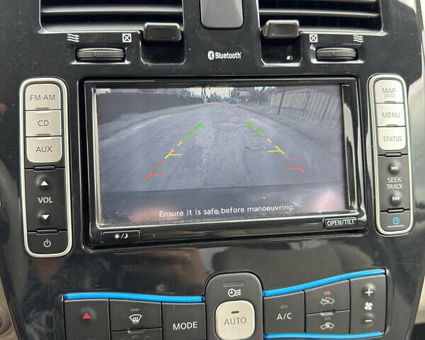 Чорний Ніссан Ліф, об'ємом двигуна 0 л та пробігом 90 тис. км за 5800 $, фото 15 на Automoto.ua