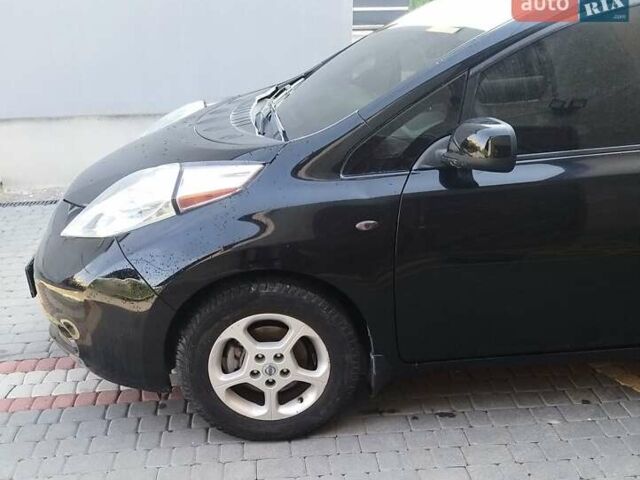 Черный Ниссан Лиф, объемом двигателя 0 л и пробегом 118 тыс. км за 4399 $, фото 5 на Automoto.ua