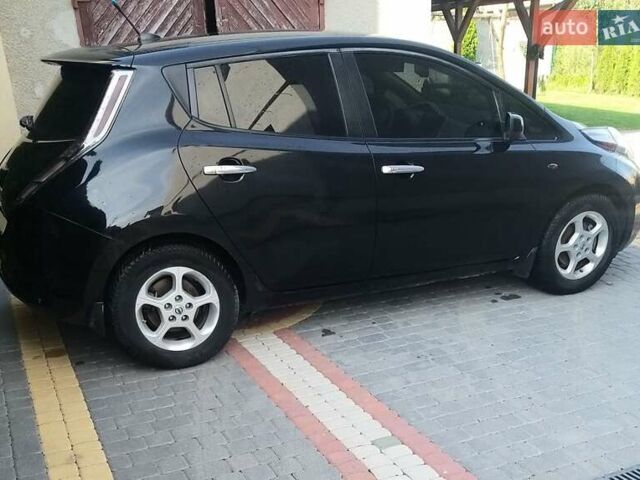 Черный Ниссан Лиф, объемом двигателя 0 л и пробегом 118 тыс. км за 4399 $, фото 4 на Automoto.ua