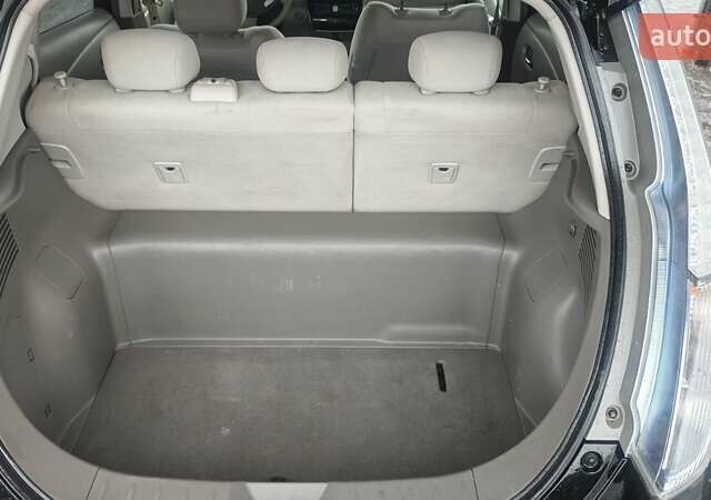 Черный Ниссан Лиф, объемом двигателя 0 л и пробегом 114 тыс. км за 5000 $, фото 19 на Automoto.ua