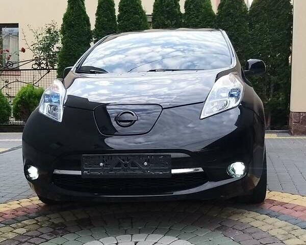 Черный Ниссан Лиф, объемом двигателя 0 л и пробегом 118 тыс. км за 4399 $, фото 7 на Automoto.ua