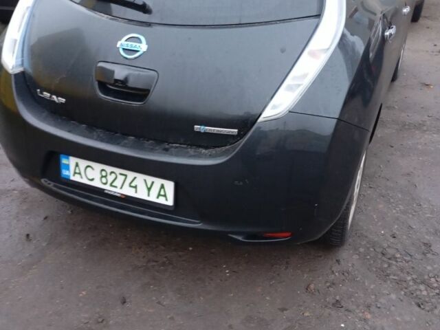 Черный Ниссан Лиф, объемом двигателя 0 л и пробегом 168 тыс. км за 4850 $, фото 3 на Automoto.ua