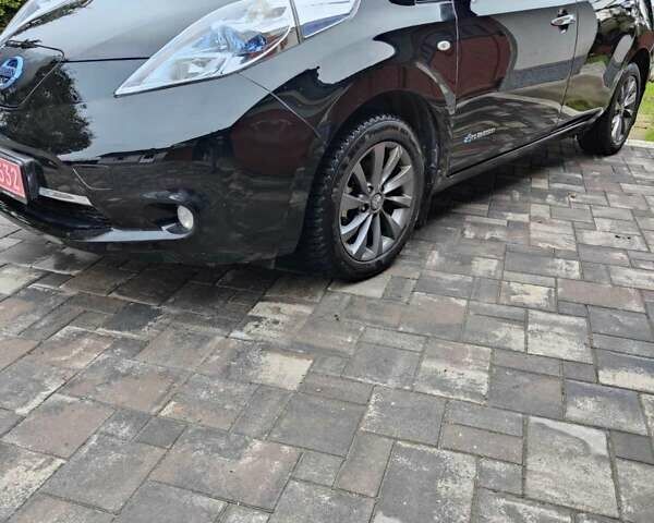 Черный Ниссан Лиф, объемом двигателя 0 л и пробегом 135 тыс. км за 5150 $, фото 11 на Automoto.ua