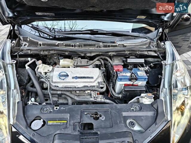 Ніссан Ліф 2012 у Івано-Франківську на Automoto.ua Чорний Ніссан Ліф, об'ємом двигуна 0 л та пробігом 71 тис. км за 4750 $, фото 15 на Automoto.ua