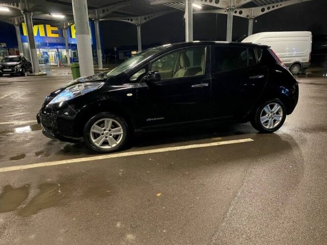 Черный Ниссан Лиф, объемом двигателя 0 л и пробегом 150 тыс. км за 3800 $, фото 2 на Automoto.ua