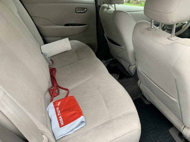 Чорний Ніссан Ліф, об'ємом двигуна 0 л та пробігом 87 тис. км за 5500 $, фото 7 на Automoto.ua