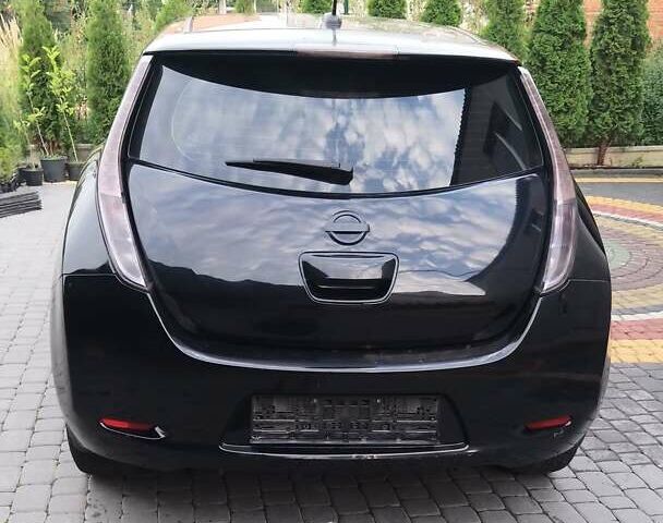 Черный Ниссан Лиф, объемом двигателя 0 л и пробегом 118 тыс. км за 4399 $, фото 16 на Automoto.ua