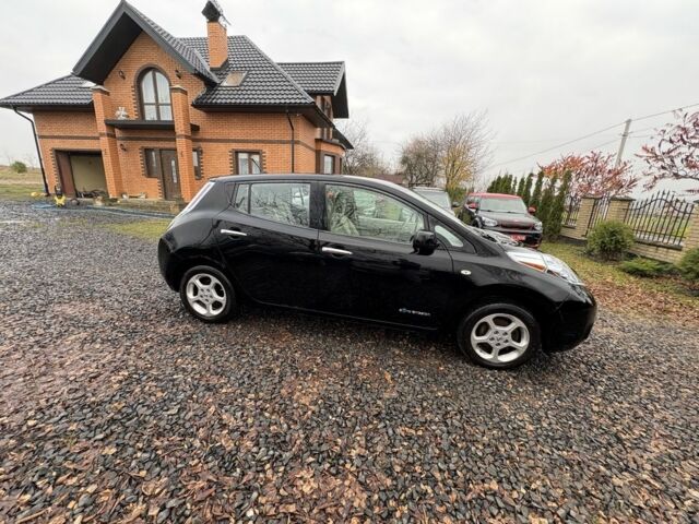 Чорний Ніссан Ліф, об'ємом двигуна 0 л та пробігом 97 тис. км за 4000 $, фото 2 на Automoto.ua