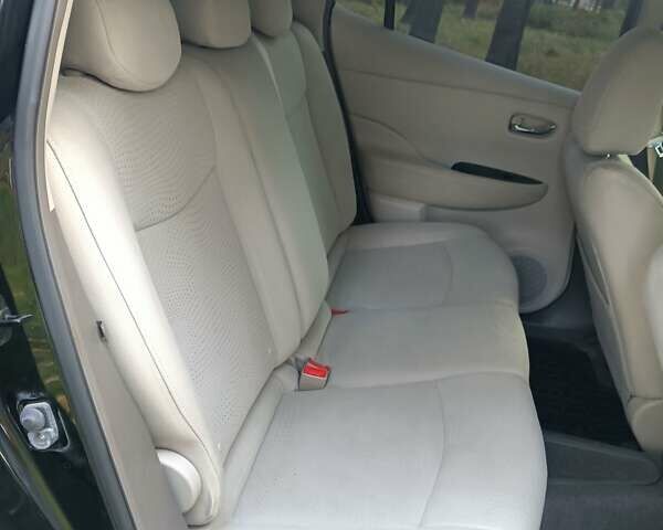 Чорний Ніссан Ліф, об'ємом двигуна 0 л та пробігом 159 тис. км за 4950 $, фото 13 на Automoto.ua