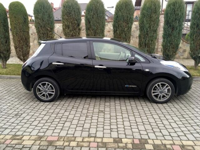 Черный Ниссан Лиф, объемом двигателя 0 л и пробегом 150 тыс. км за 4250 $, фото 1 на Automoto.ua