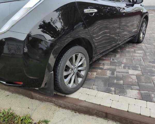 Черный Ниссан Лиф, объемом двигателя 0 л и пробегом 135 тыс. км за 5150 $, фото 6 на Automoto.ua