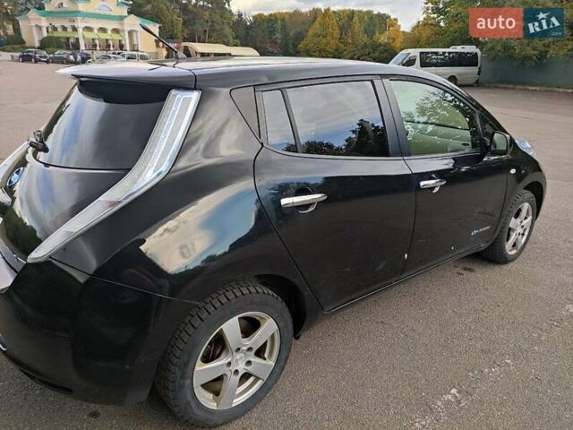 Черный Ниссан Лиф, объемом двигателя 0 л и пробегом 172 тыс. км за 5250 $, фото 5 на Automoto.ua