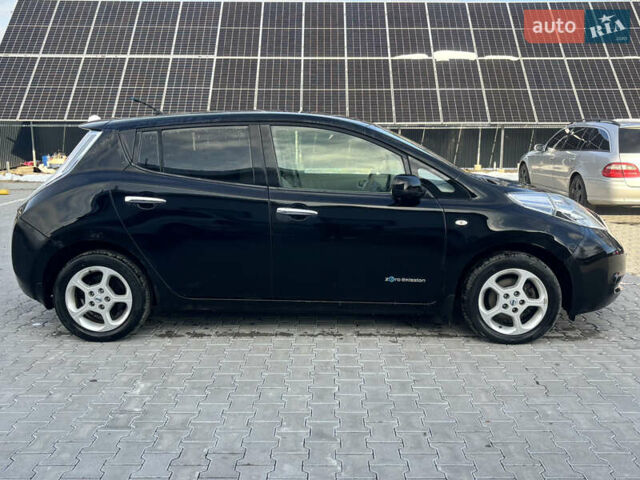 Черный Ниссан Лиф, объемом двигателя 0 л и пробегом 180 тыс. км за 3850 $, фото 7 на Automoto.ua