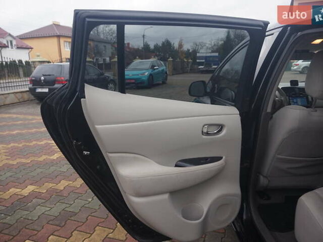 Черный Ниссан Лиф, объемом двигателя 0 л и пробегом 121 тыс. км за 4333 $, фото 44 на Automoto.ua