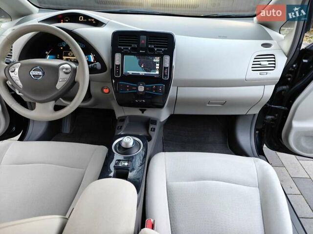 Ніссан Ліф 2012 у Івано-Франківську на Automoto.ua Чорний Ніссан Ліф, об'ємом двигуна 0 л та пробігом 71 тис. км за 4750 $, фото 28 на Automoto.ua