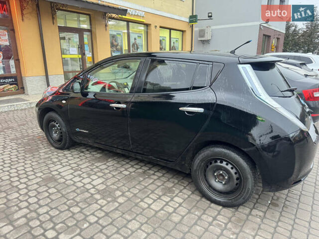Черный Ниссан Лиф, объемом двигателя 0 л и пробегом 170 тыс. км за 5150 $, фото 1 на Automoto.ua