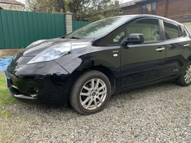 Чорний Ніссан Ліф, об'ємом двигуна 0 л та пробігом 87 тис. км за 5500 $, фото 6 на Automoto.ua