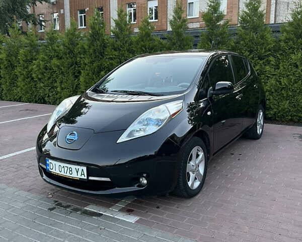 Черный Ниссан Лиф, объемом двигателя 0 л и пробегом 146 тыс. км за 8200 $, фото 2 на Automoto.ua