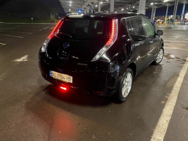 Черный Ниссан Лиф, объемом двигателя 0 л и пробегом 150 тыс. км за 3800 $, фото 4 на Automoto.ua