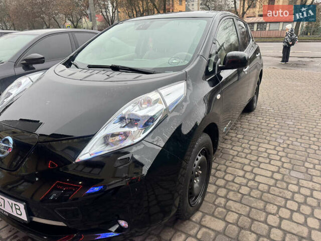 Черный Ниссан Лиф, объемом двигателя 0 л и пробегом 170 тыс. км за 5150 $, фото 5 на Automoto.ua