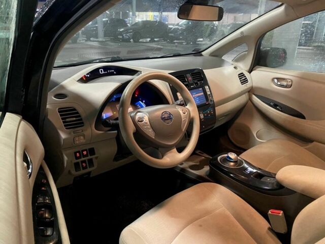 Черный Ниссан Лиф, объемом двигателя 0 л и пробегом 150 тыс. км за 3800 $, фото 9 на Automoto.ua