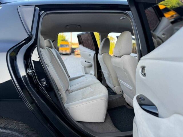 Чорний Ніссан Ліф, об'ємом двигуна 0 л та пробігом 129 тис. км за 5600 $, фото 16 на Automoto.ua