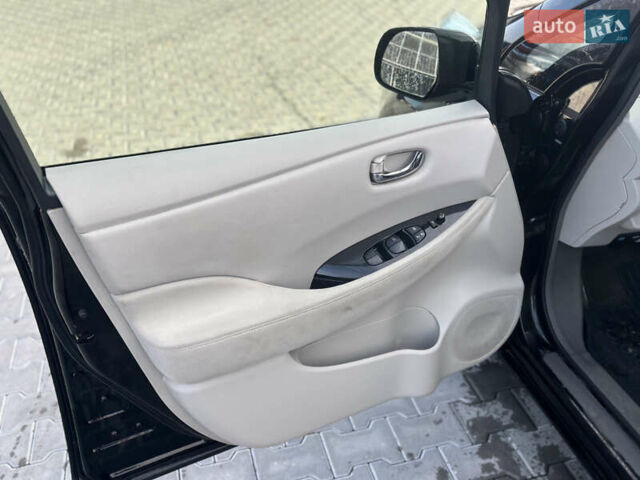 Черный Ниссан Лиф, объемом двигателя 0 л и пробегом 180 тыс. км за 3850 $, фото 11 на Automoto.ua